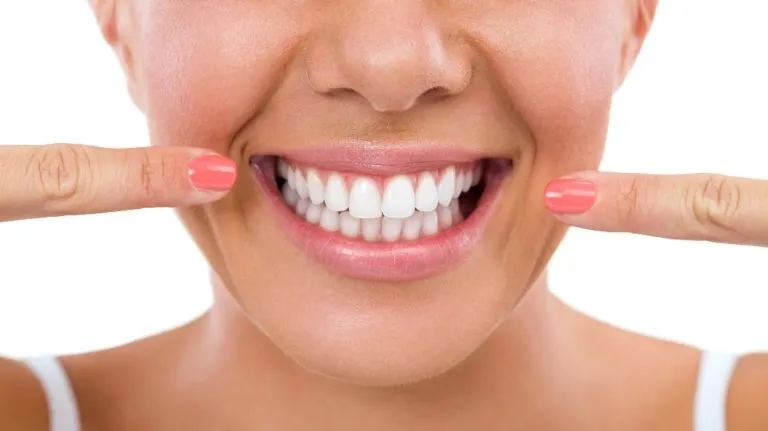 Konya Diş Çürükleri & Kırıkları Tedavisi - Restoratif Diş Uzmanı